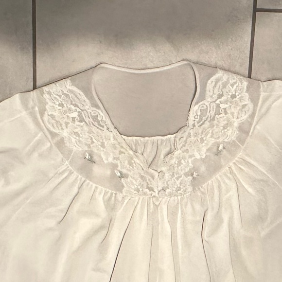 Delicate Vintage crop sheer and lace lingerie top, chemise. - Picture 2 of 6